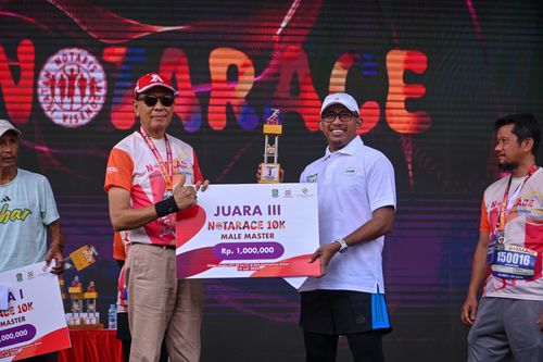 Race photo from NOTARACE 2025