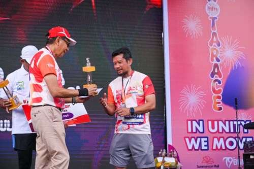 Race photo from NOTARACE 2025