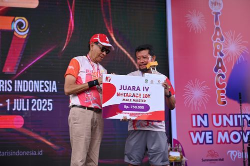 Race photo from NOTARACE 2025