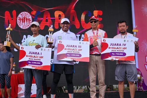 Race photo from NOTARACE 2025