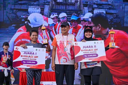 Race photo from NOTARACE 2025