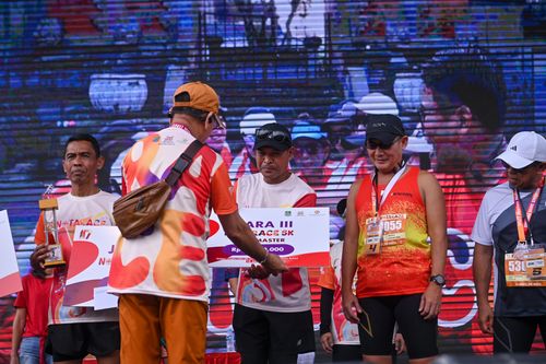 Race photo from NOTARACE 2025