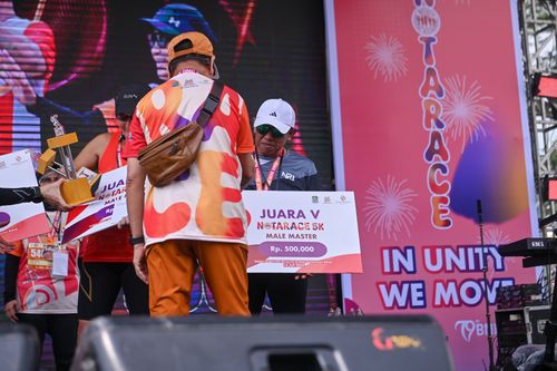 Race photo from NOTARACE 2025