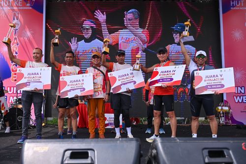 Race photo from NOTARACE 2025