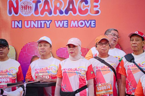 Race photo from NOTARACE 2025