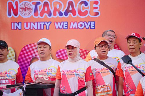 Race photo from NOTARACE 2025