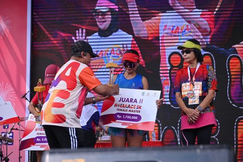 Race photo from NOTARACE 2025