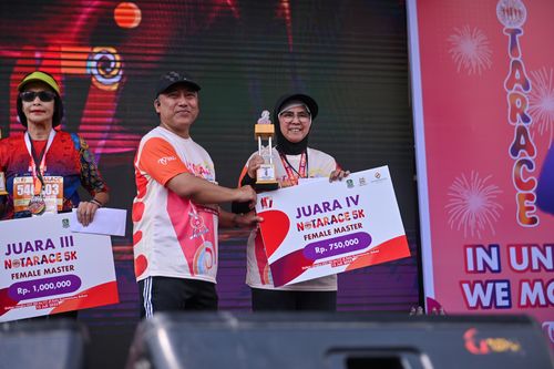 Race photo from NOTARACE 2025