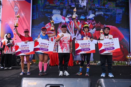 Race photo from NOTARACE 2025