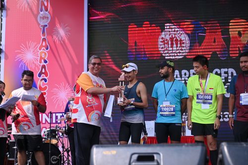 Race photo from NOTARACE 2025