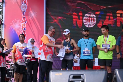 Race photo from NOTARACE 2025