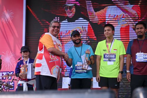 Race photo from NOTARACE 2025
