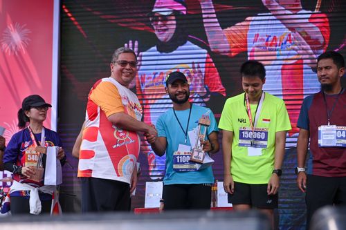 Race photo from NOTARACE 2025