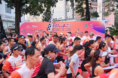 Race photo from NOTARACE 2025