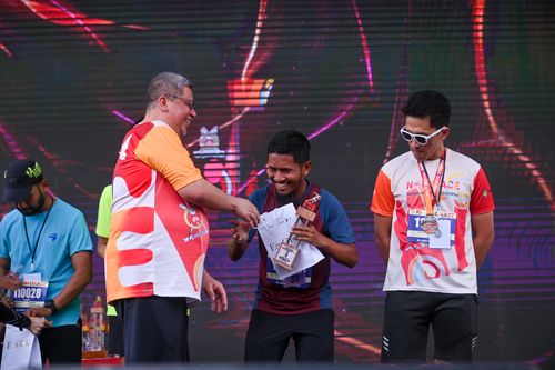 Race photo from NOTARACE 2025