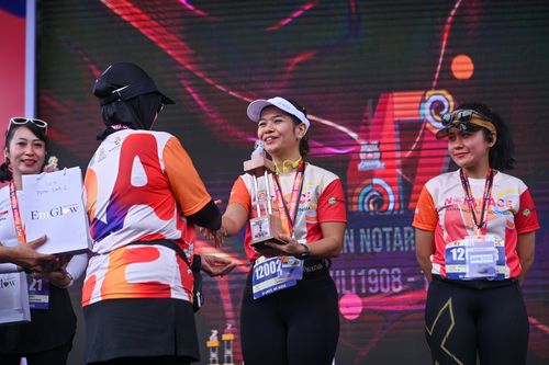 Race photo from NOTARACE 2025