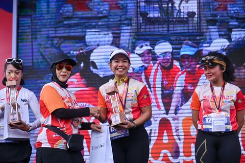 Race photo from NOTARACE 2025