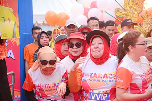 Race photo from NOTARACE 2025