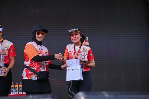 Race photo from NOTARACE 2025