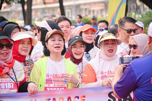 Race photo from NOTARACE 2025
