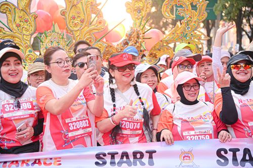 Race photo from NOTARACE 2025