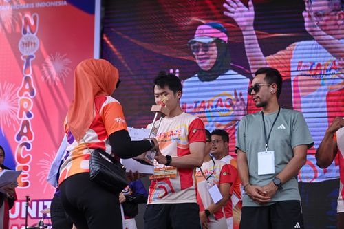 Race photo from NOTARACE 2025