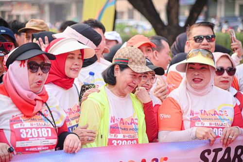 Race photo from NOTARACE 2025
