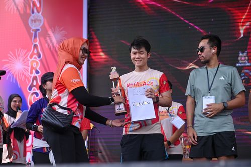 Race photo from NOTARACE 2025