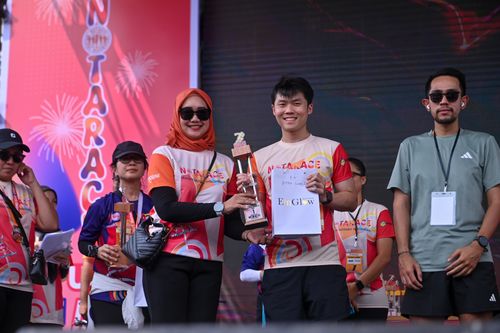 Race photo from NOTARACE 2025
