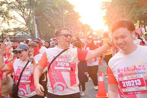 Race photo from NOTARACE 2025