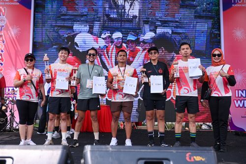 Race photo from NOTARACE 2025