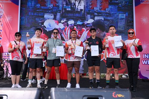 Race photo from NOTARACE 2025