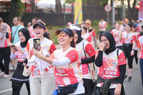 Race photo from NOTARACE 2025
