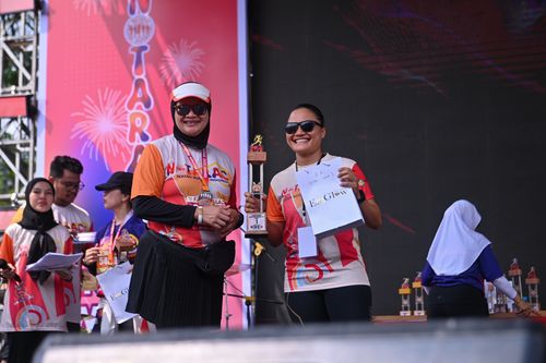 Race photo from NOTARACE 2025