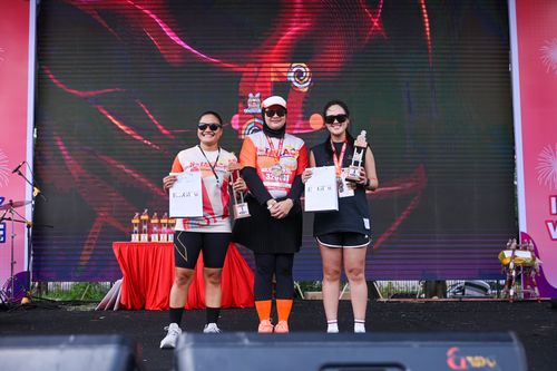 Race photo from NOTARACE 2025