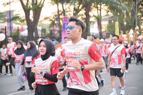 Race photo from NOTARACE 2025
