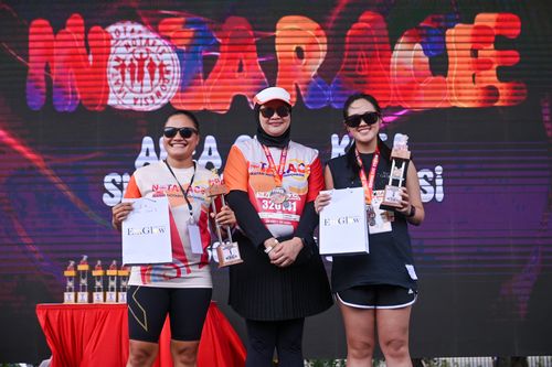 Race photo from NOTARACE 2025