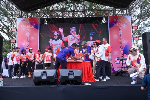 Race photo from NOTARACE 2025