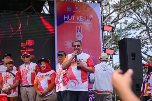 Race photo from NOTARACE 2025