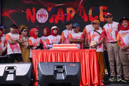Race photo from NOTARACE 2025