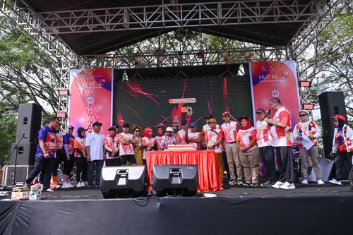 Race photo from NOTARACE 2025