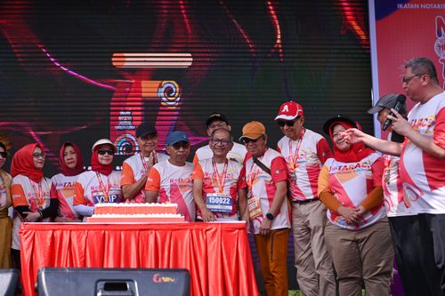 Race photo from NOTARACE 2025