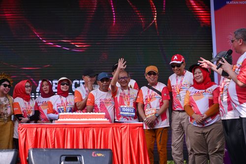 Race photo from NOTARACE 2025