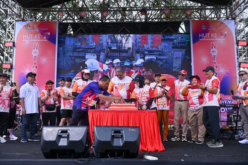 Race photo from NOTARACE 2025
