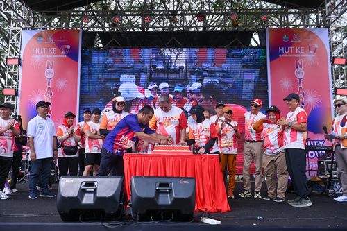 Race photo from NOTARACE 2025
