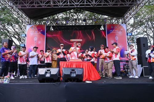 Race photo from NOTARACE 2025