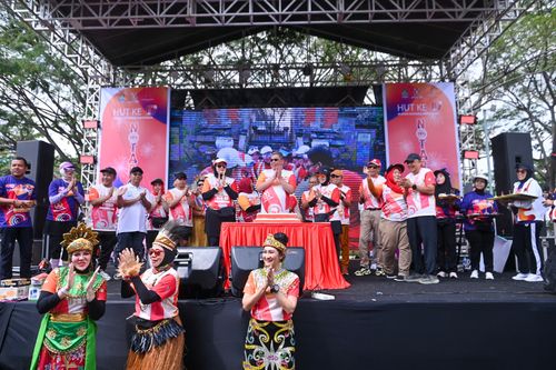 Race photo from NOTARACE 2025