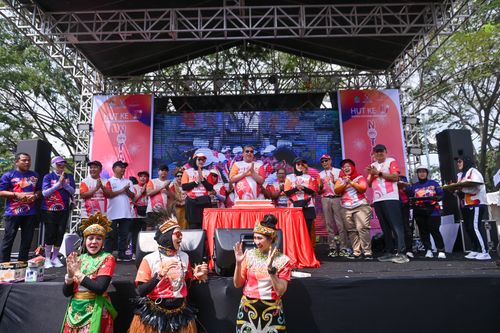 Race photo from NOTARACE 2025