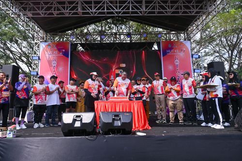 Race photo from NOTARACE 2025