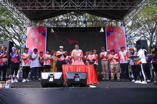 Race photo from NOTARACE 2025